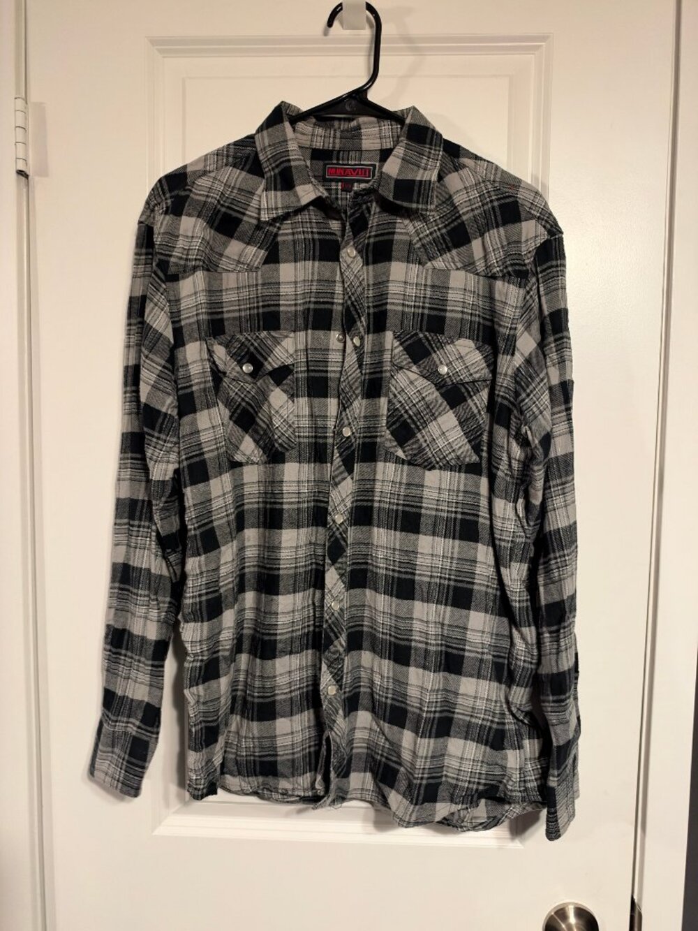 Nunavut Plaid Flannel Shirt - Men's L, Black Grey White, Snap Button